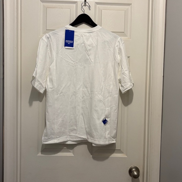 ‼️BNWT‼️Converse
x Ader Error embroidered-logo T-shirt - Picture 4 of 6